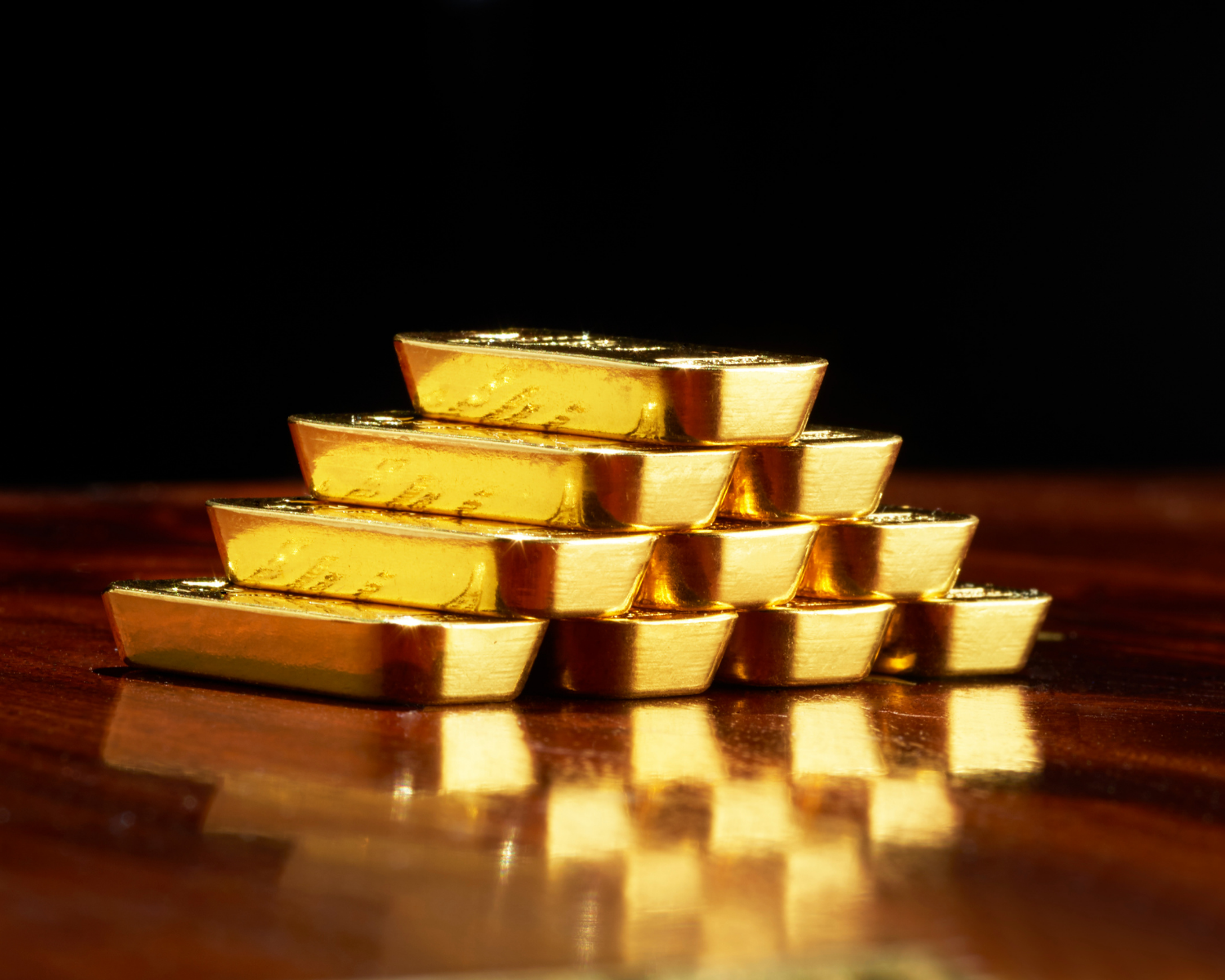 Zakaj zlato kupujejo tudi centralne banke in kaj se lahko iz tega naučimo